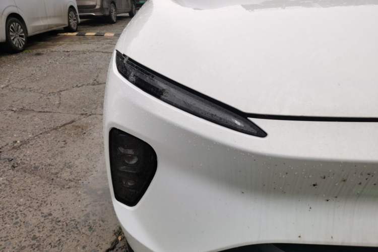 Used Nio ES8  Right Front Headlight