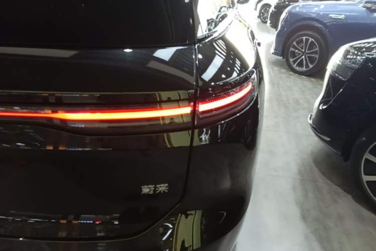Used Nio ES8 2024 100kWh Signature Edition Right Rear Taillight
