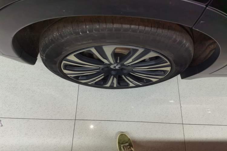 Used Nio ES8 2024 100kWh Right Rear Wheel Hub