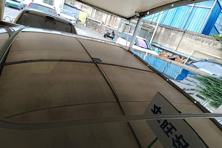 Used Nio ES8 2024 75 kWh Roof