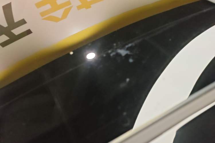 Used Nio ES8 2024 75 kWh Executive Edition Roof