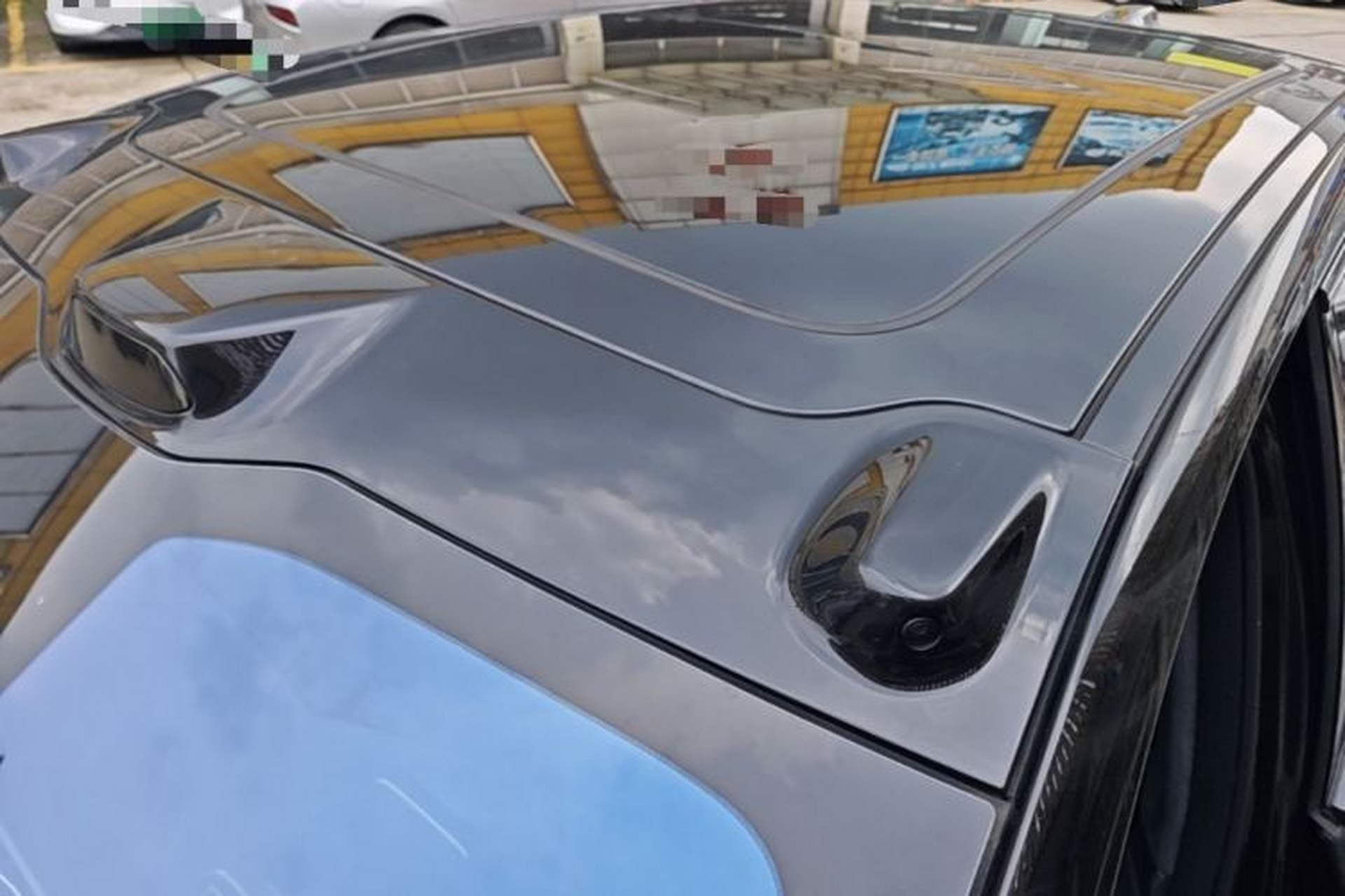 Used Nio ES8 2024 75 kWh Executive Edition Roof