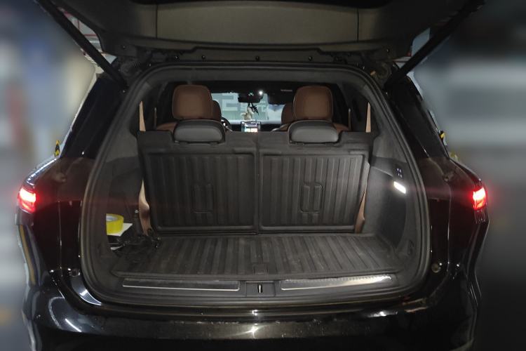 Used Nio ES8 2024 75 kWh Trunk