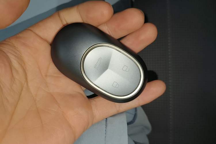 Used Nio ES8 2024 75 kWh Vehicle Key