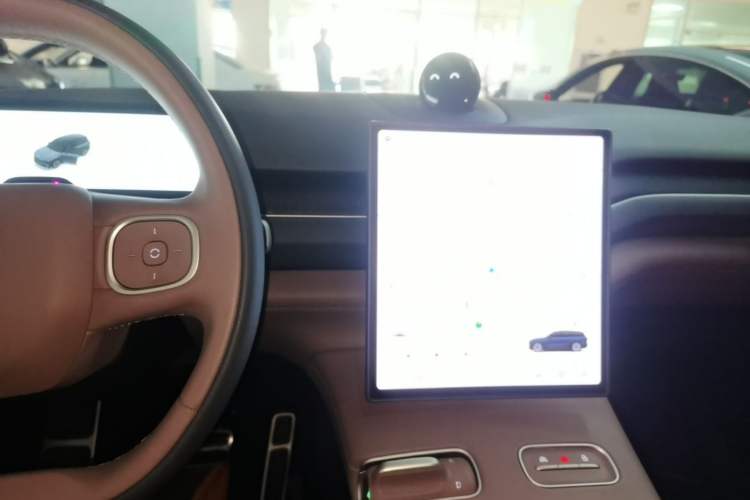 Used Nio ES8 2024 75 kWh Audio And AC Panel