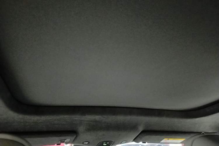 Used Nio ES8 2024 75 kWh Executive Edition Headliner