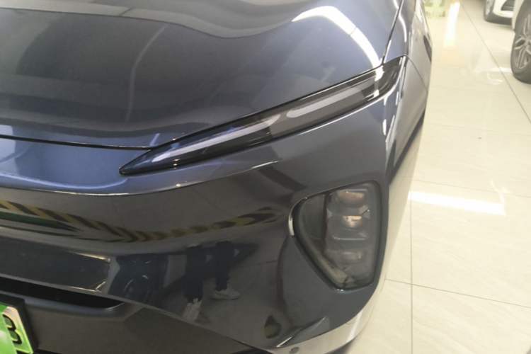 Used Nio ES8 2024 75 kWh Left Front Headlight