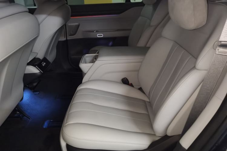 Used Nio ES8 2024 75 kWh Executive Edition Left Rear Seat