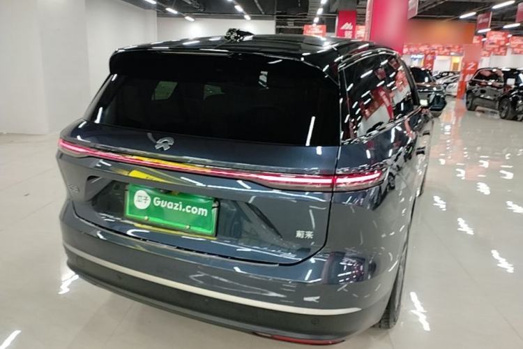 Used Nio ES8 2024 75 kWh Executive Edition Rear Right 45 Deg