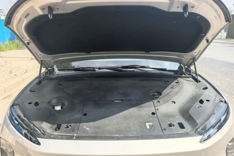Used Nio ES8 2024 75 kWh Executive Edition Engine Bay