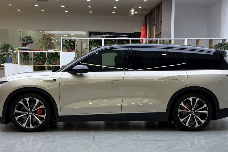 Used Nio ES8 2024 75 kWh Exterior 2