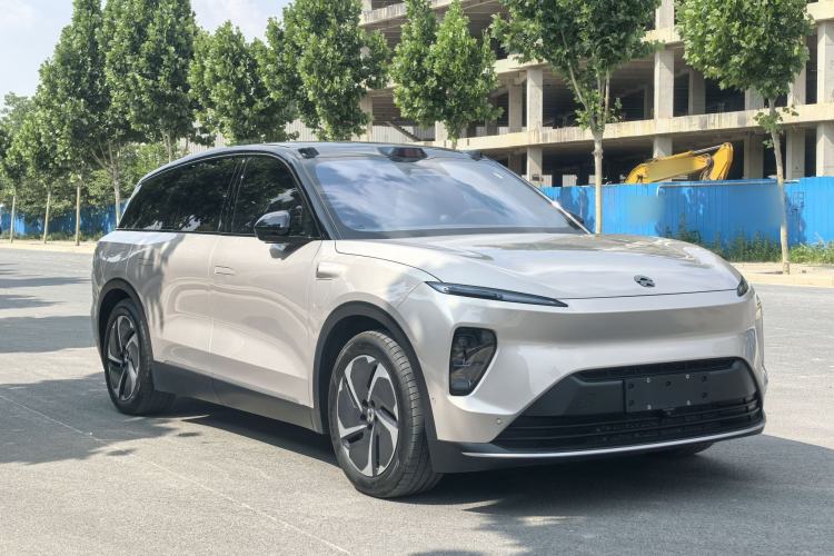 Used Nio ES8 2024 75 kWh Executive Edition Exterior 3