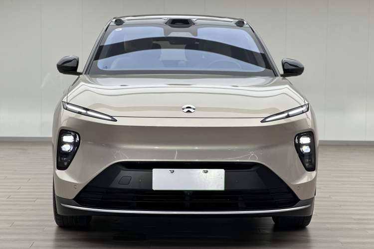 Used Nio ES8 2024 75 kWh Front
