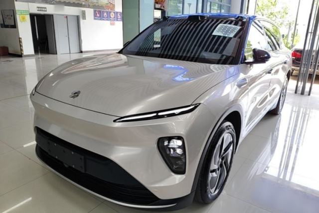 Used Nio ES8 2024 75 kWh