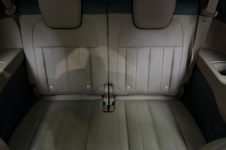 Used Nio ES8 2024 75 kWh Interior 11