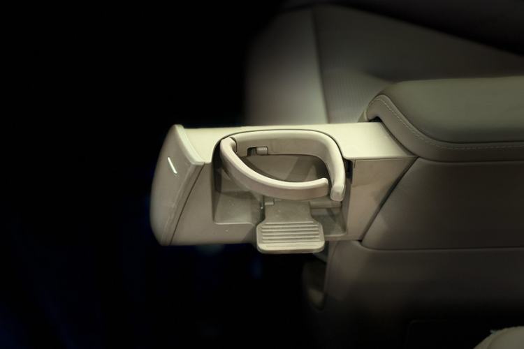 Used Nio ES8 2024 75 kWh Interior 7