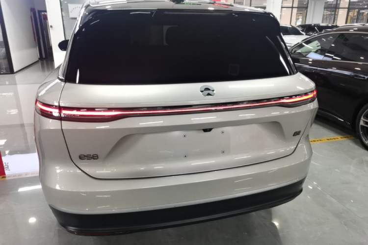 Used Nio ES8 2024 75 kWh Executive Edition Rear