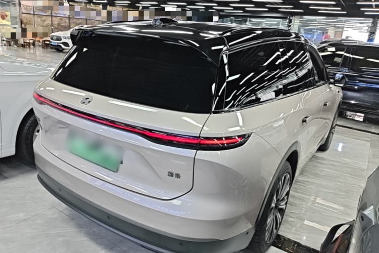 Used Nio ES8 2024 75 kWh Executive Edition Rear Right 45 Deg
