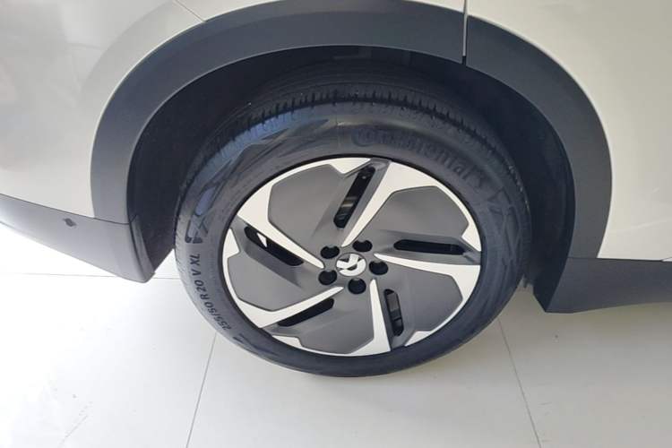Used Nio ES8 2024 75 kWh Right Rear Wheel Hub