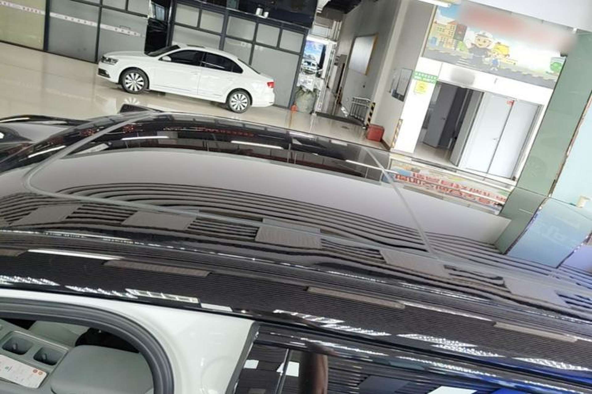 Used Nio ES8 2024 75 kWh Roof