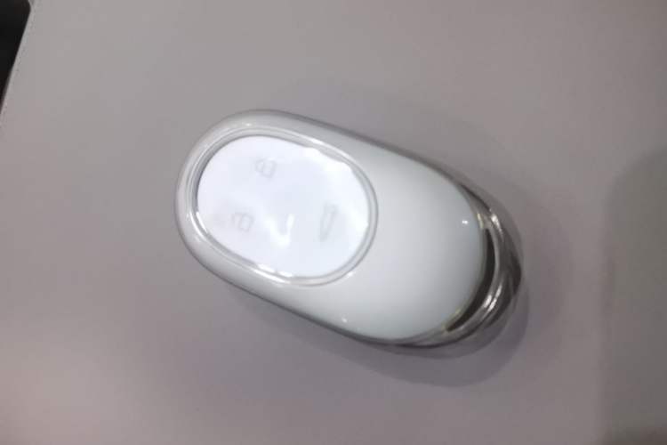Used Nio ES8 2024 75 kWh Executive Edition Vehicle Key