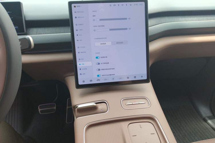 Used Nio ES8 2024 100kWh Signature Edition Audio And AC Panel