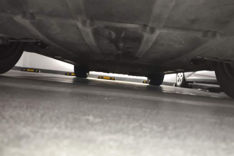 Used Nio ES8 2024 75 kWh Executive Edition Chassis Rear