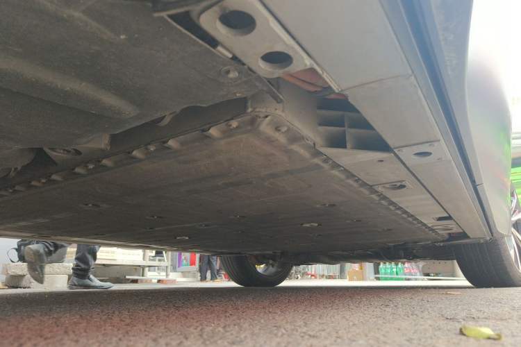 Used Nio ES8 2024 100kWh Signature Edition Chassis Rear Right