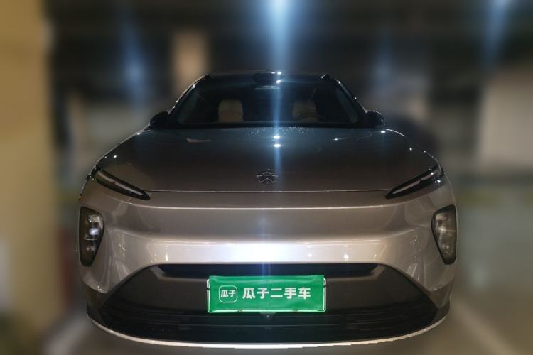Used Nio ES8 2024 75 kWh Executive Edition Front
