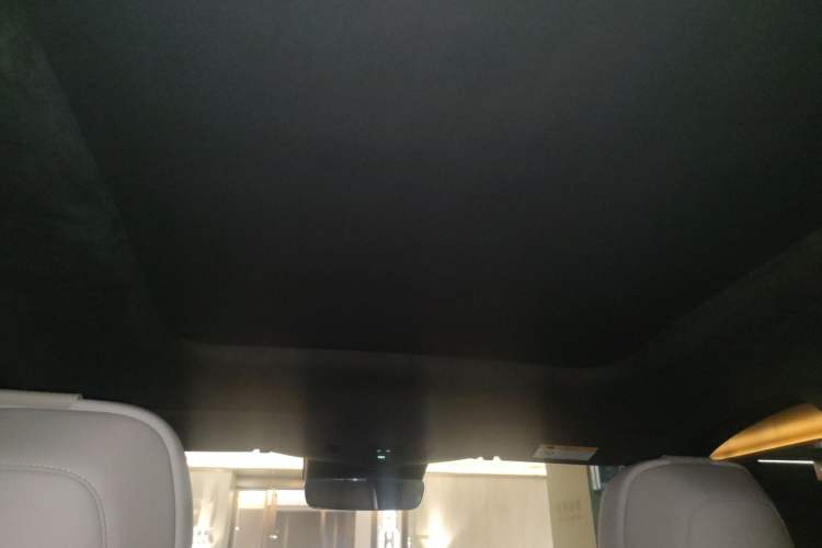 Used Nio ES8 2024 75 kWh Executive Edition Headliner