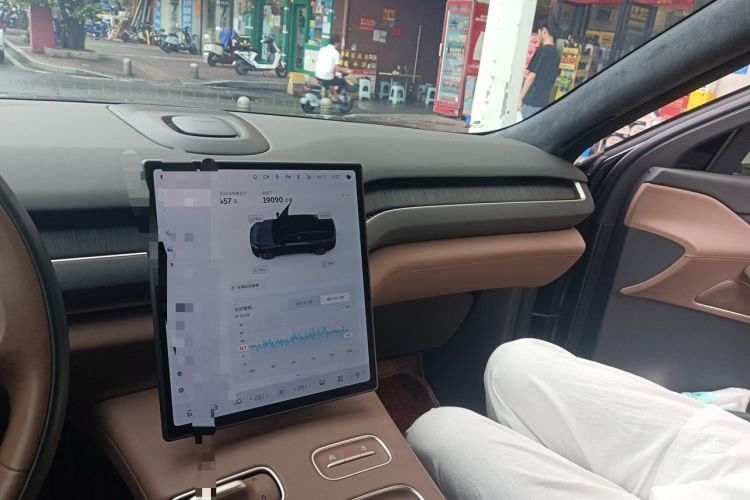Used Nio ES8 2024 75 kWh Audio And AC Panel