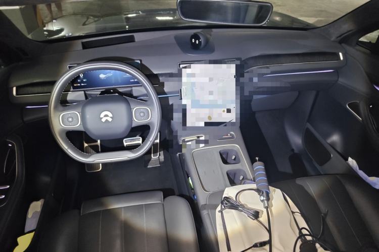 Used Nio ES8 2024 100kWh Signature Edition Center Console