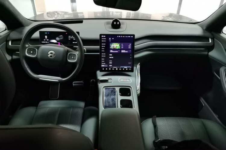 Used Nio ES8 2024 100kWh Signature Edition Center Console