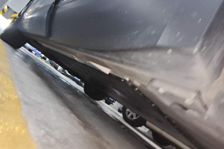 Used Nio ES8 2024 100kWh Signature Edition Chassis Rear Left