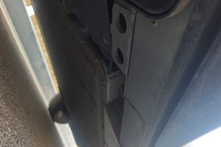 Used Nio ES8 2024 75 kWh Chassis Rear Right