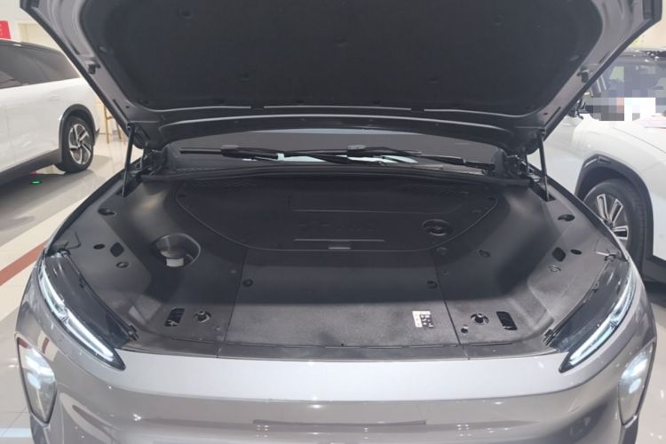 Used Nio ES8 2024 75 kWh Engine Bay