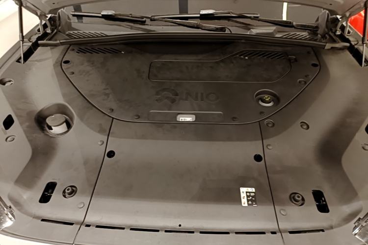 Used Nio ES8 2024 75 kWh Executive Edition Engine Bay