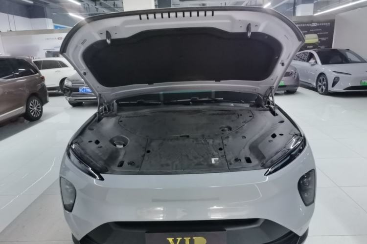 Used Nio ES8 2024 75 kWh Engine Bay