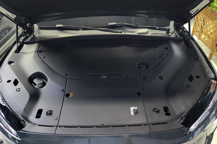 Used Nio ES8 2024 100kWh Signature Edition Engine Bay