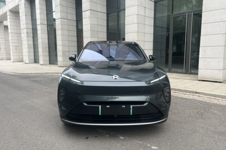 Used Nio ES8 2024 75 kWh Exterior 2