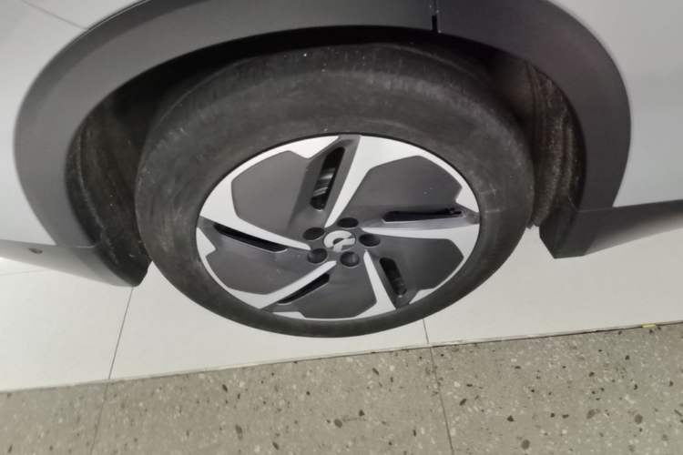 Used Nio ES8 2024 75 kWh Exterior 5