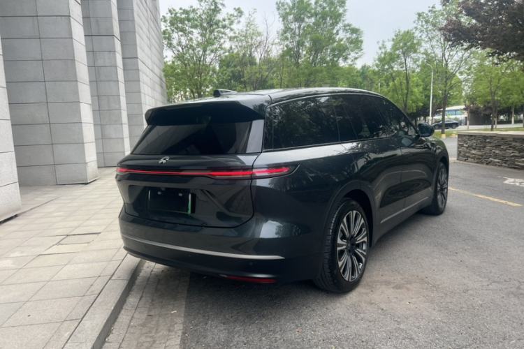 Used Nio ES8 2024 75 kWh Exterior 6