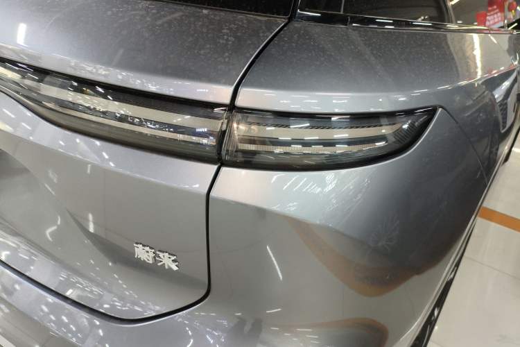 Used Nio ES8 2024 75 kWh Executive Edition Exterior 6