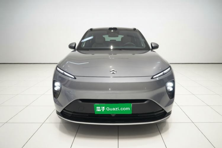 Used Nio ES8 2024 75 kWh Front