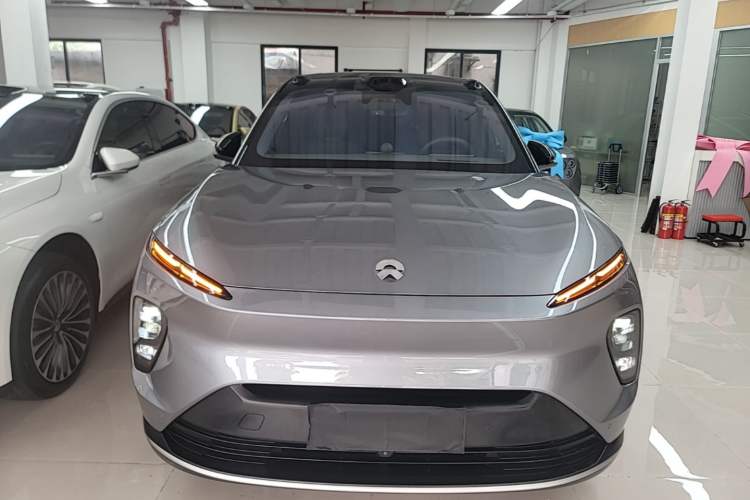 Used Nio ES8 2024 75 kWh Front