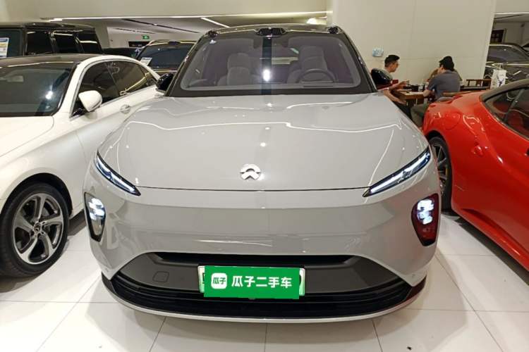 Used Nio ES8 2024 75 kWh Executive Edition Front
