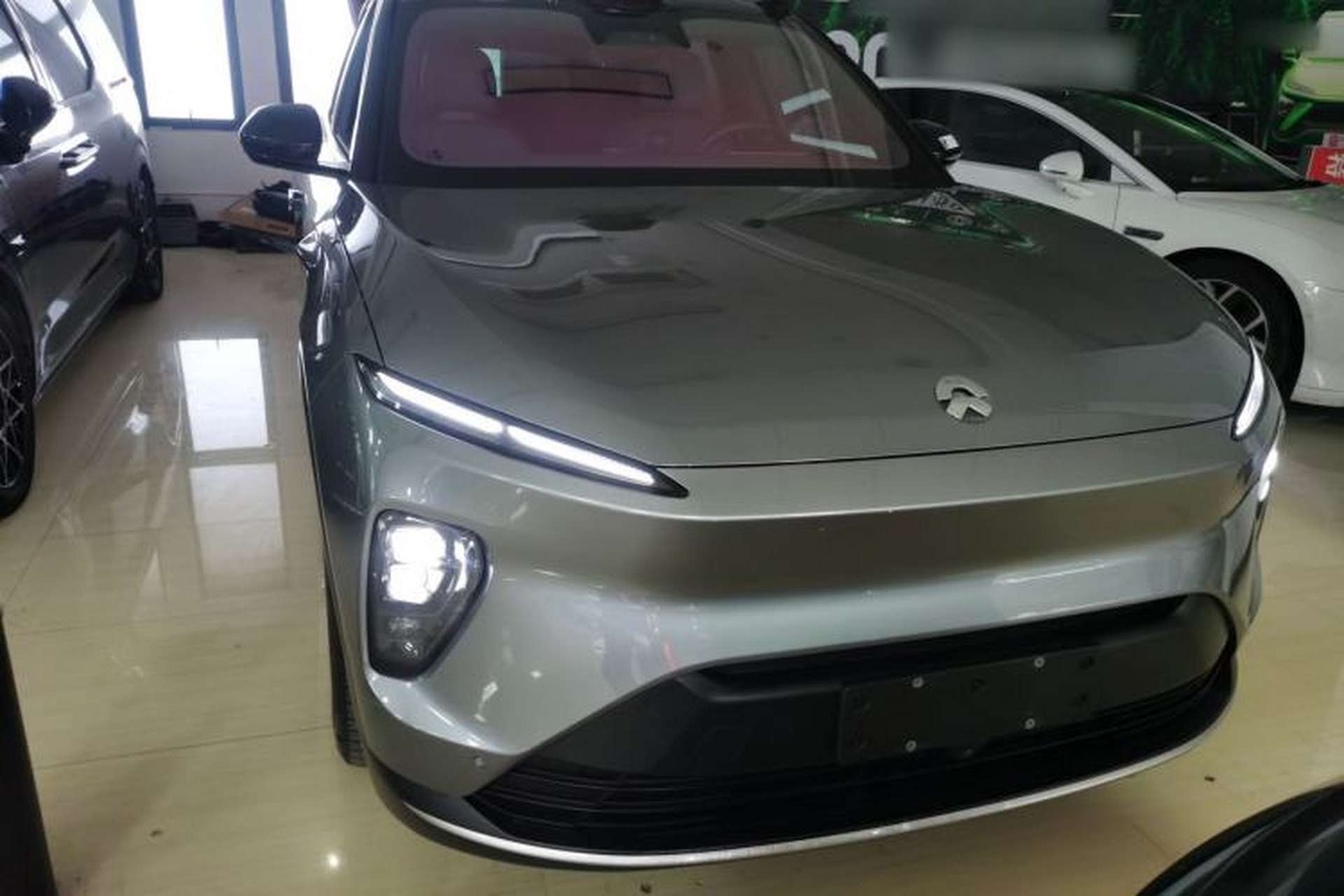 Used Nio ES8 2024 75 kWh Front