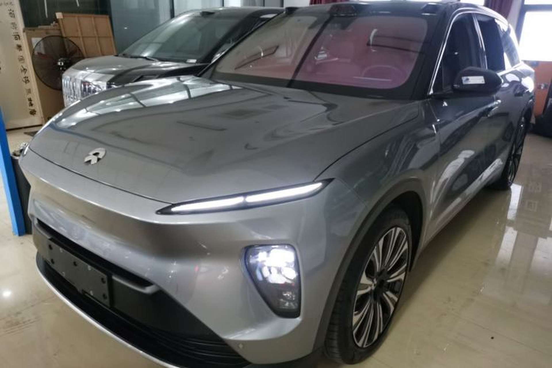 Used Nio ES8 2024 75 kWh Front Left 45 Deg