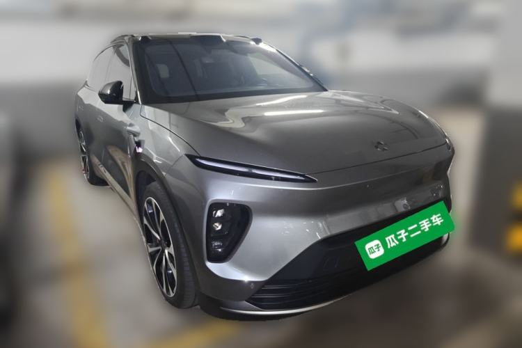 Used Nio ES8 2024 100kWh Signature Edition Front Right 45 Deg