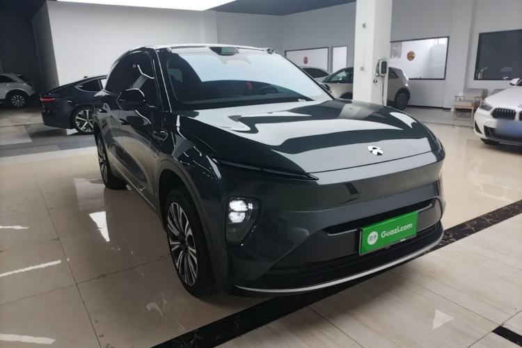 Used Nio ES8 2024 75 kWh Front Right 45 Deg